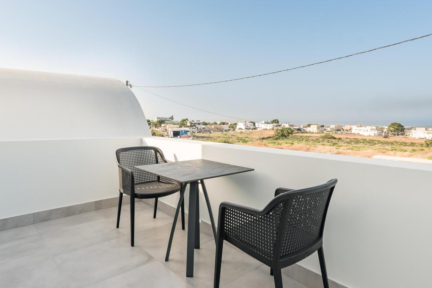 Karat Suites Vóthon Esterno foto