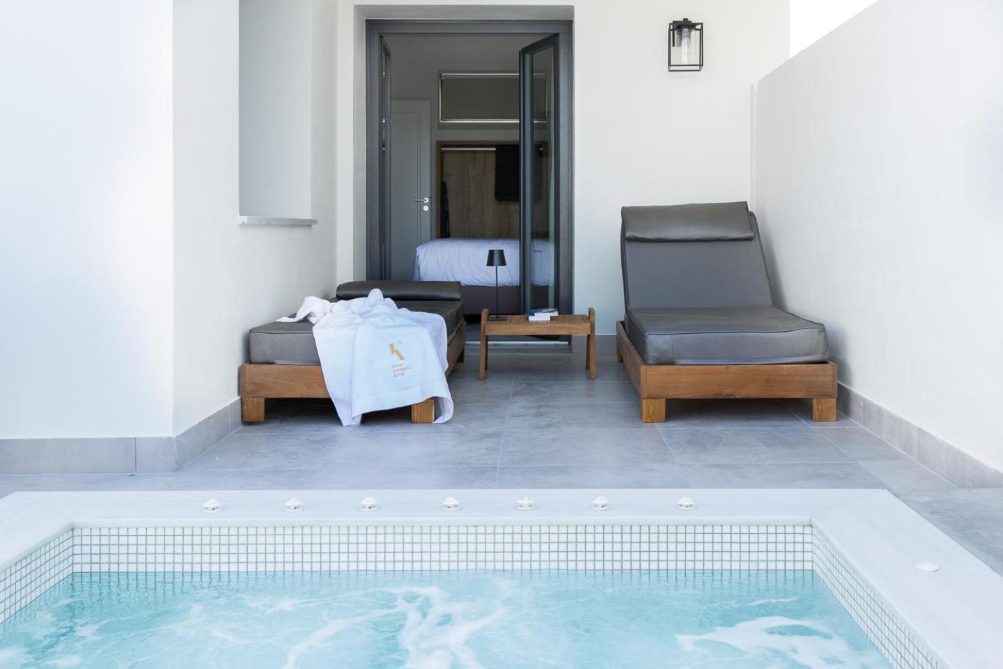 Karat Suites Vóthon Esterno foto